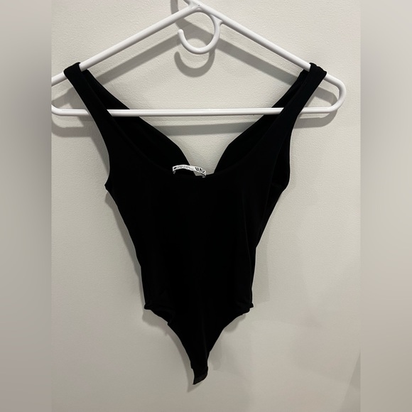 Zara sweetheart neckline black bodysuit - Picture 5 of 5